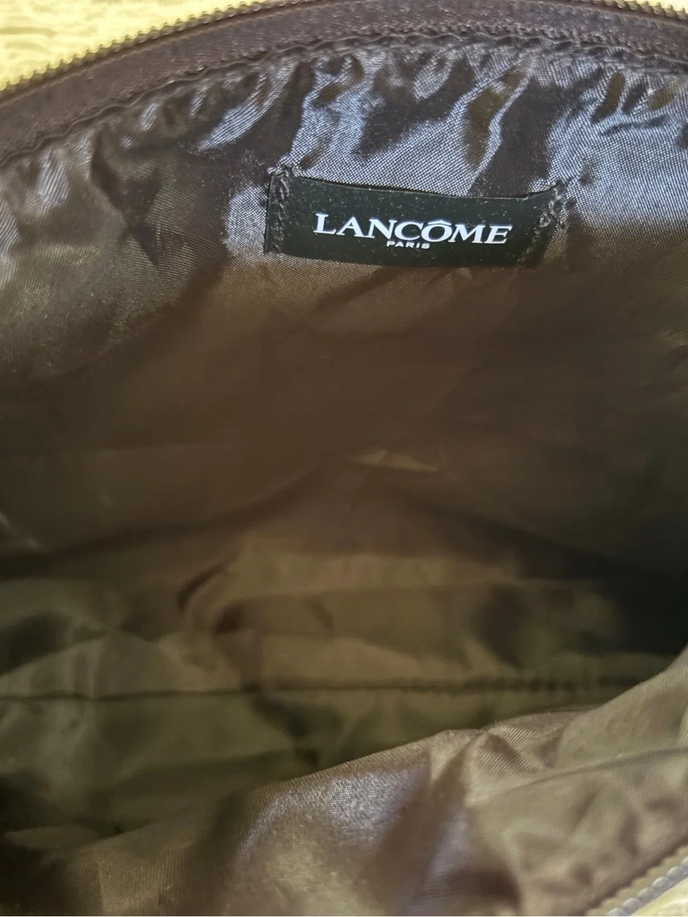 Lancôme large Make Up / Cosmetics bag in shiny black!